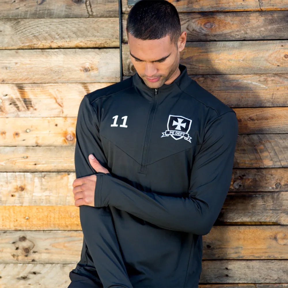 model wearing Premium Stretch Midlayer navy