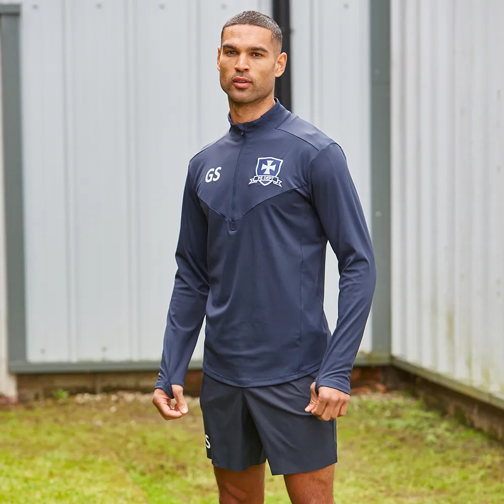 model wearing Premium Stretch Midlayer and shorts in navy