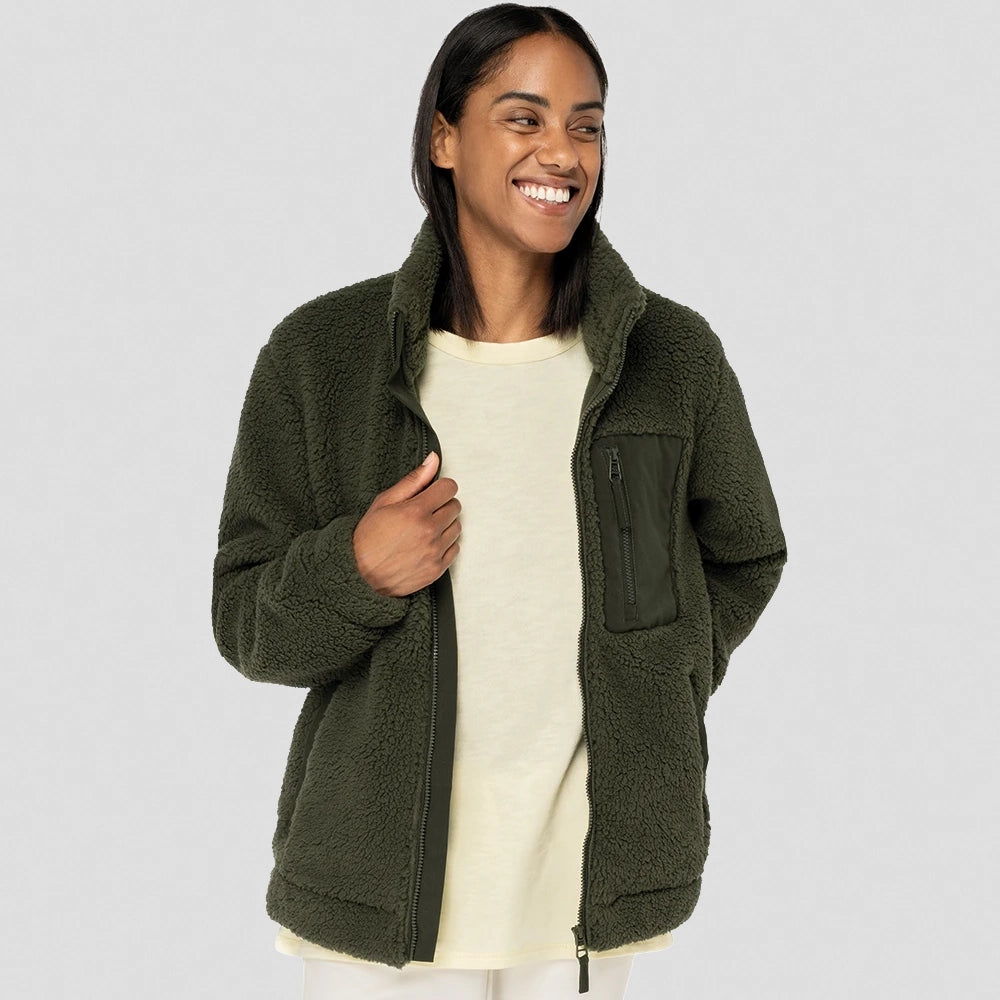 A model wearing a Native Spirit Unisex Sherpa Jacket