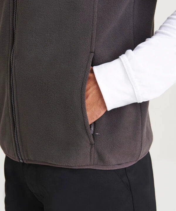 Close-up of Pro RTX Pro Fleece Gilet pocket zipper