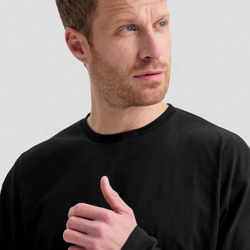 A close up of a Uneek Long Sleeve Classic T-Shirt UC314