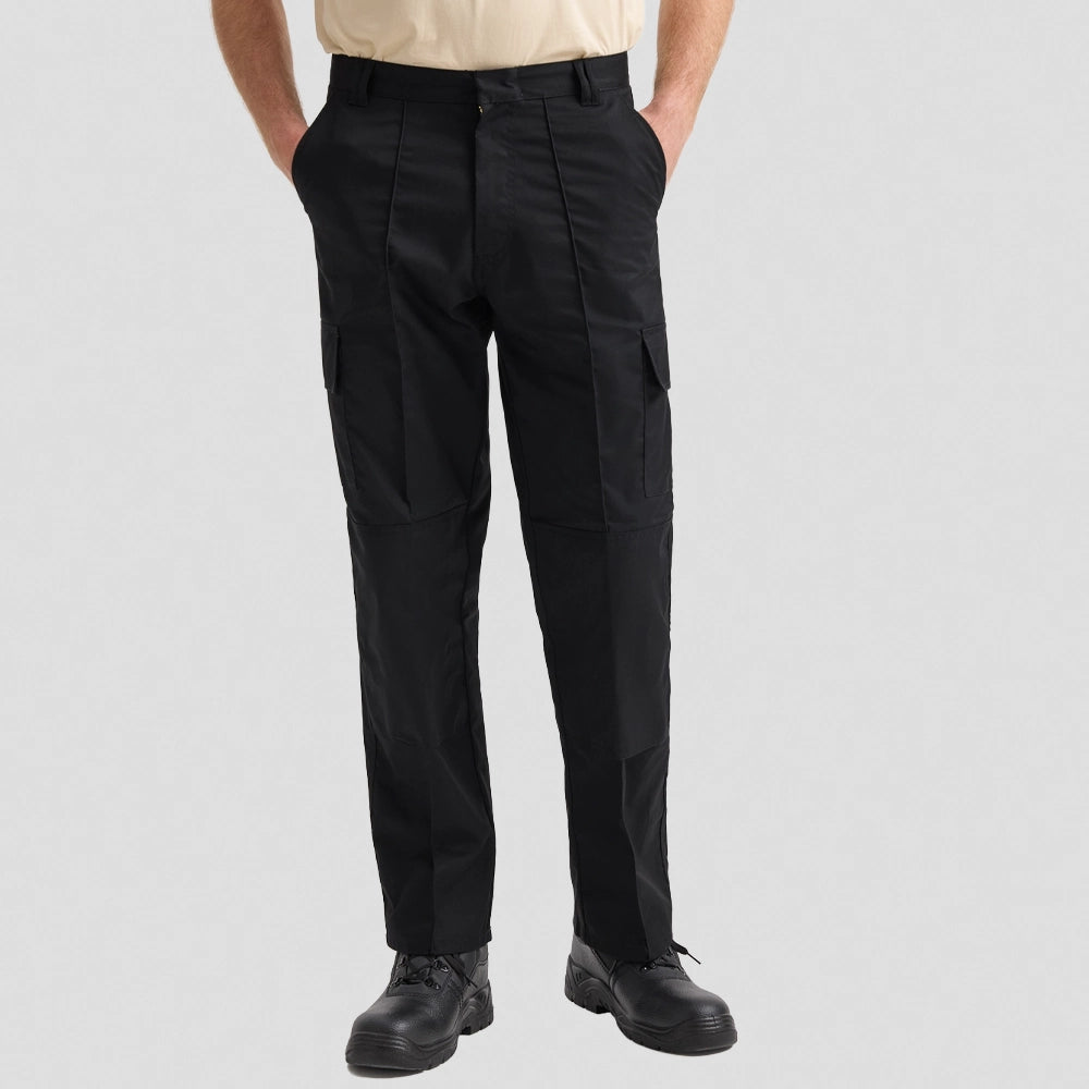 model wearing a Uneek Cargo Trouser with Knee Pad Pockets UC904