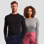 2 models wearing Onna by Premier Baselayers