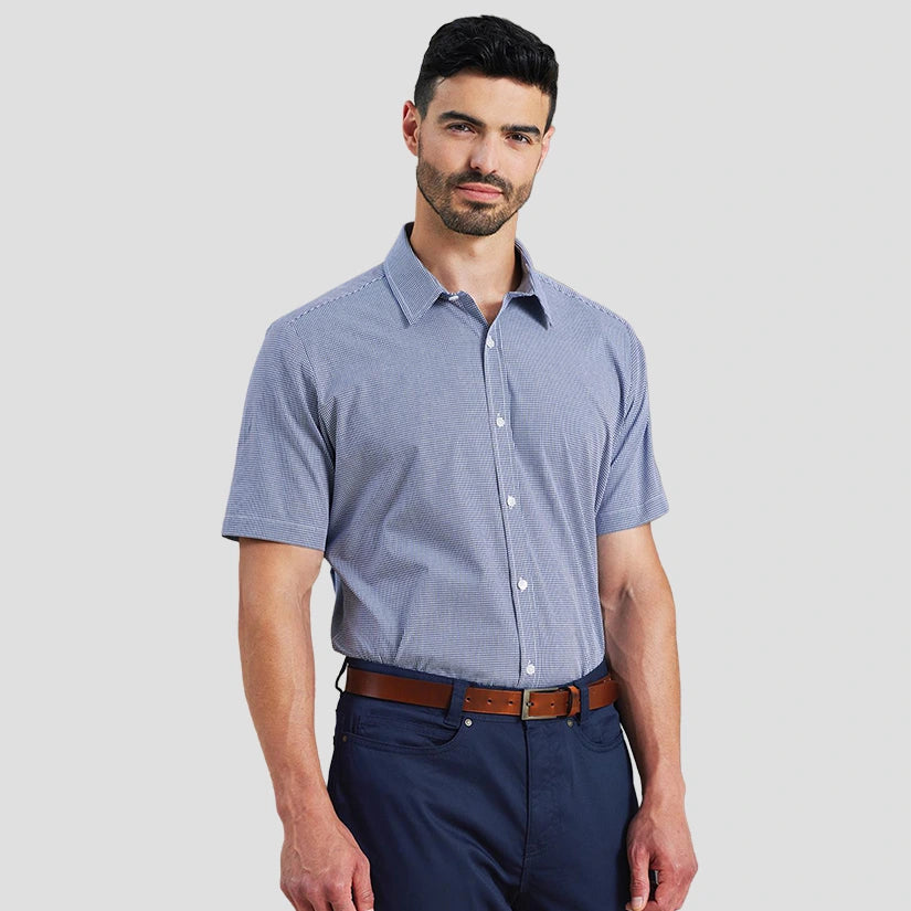 Model wearing the Premier Gingham Short Sleeve Shirt PR221.