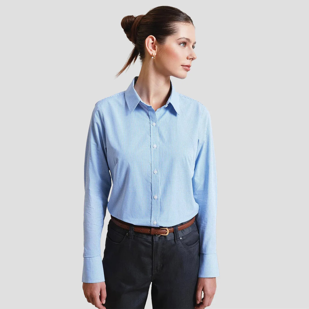 Model wearing the Premier Ladies Gingham Long Sleeve Shirt PR320.