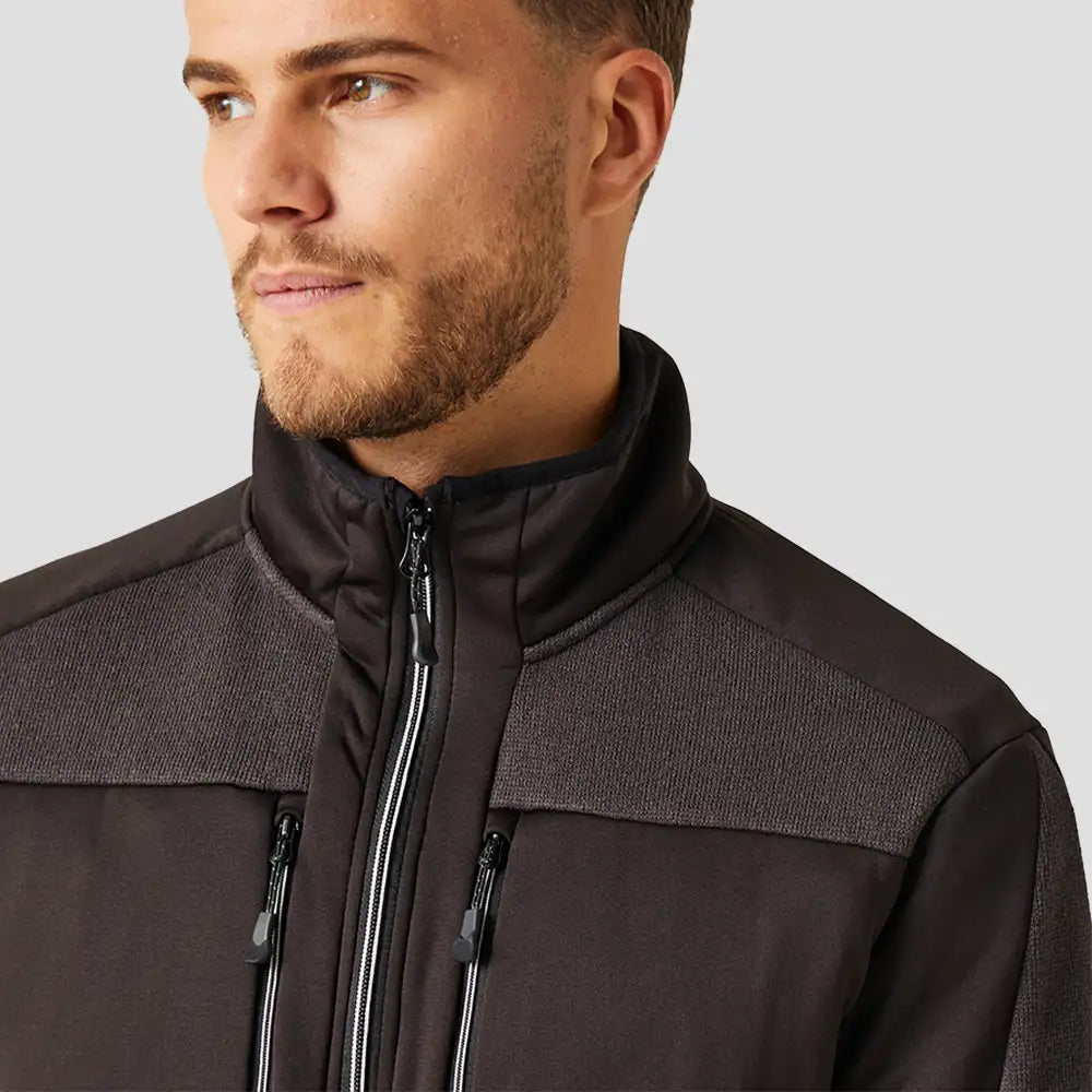 Close-up shot of Model wearing RG382 Regatta E-Volve Unisex Knit Effect Midlayer Top in Ash / Black