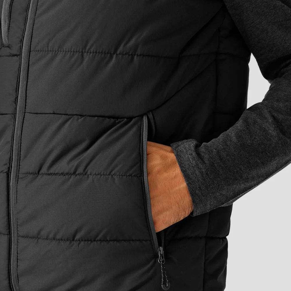 Pocket close-up of the Regatta Navigate Thermal Bodywarmer in Black / Seal Grey
