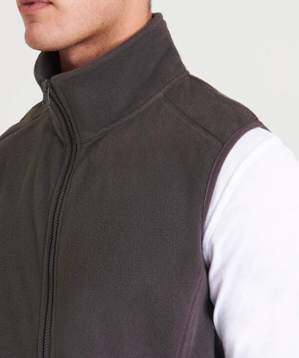 Close-up of model wearing the Pro RTX Pro Fleece Gilet in Charcoal