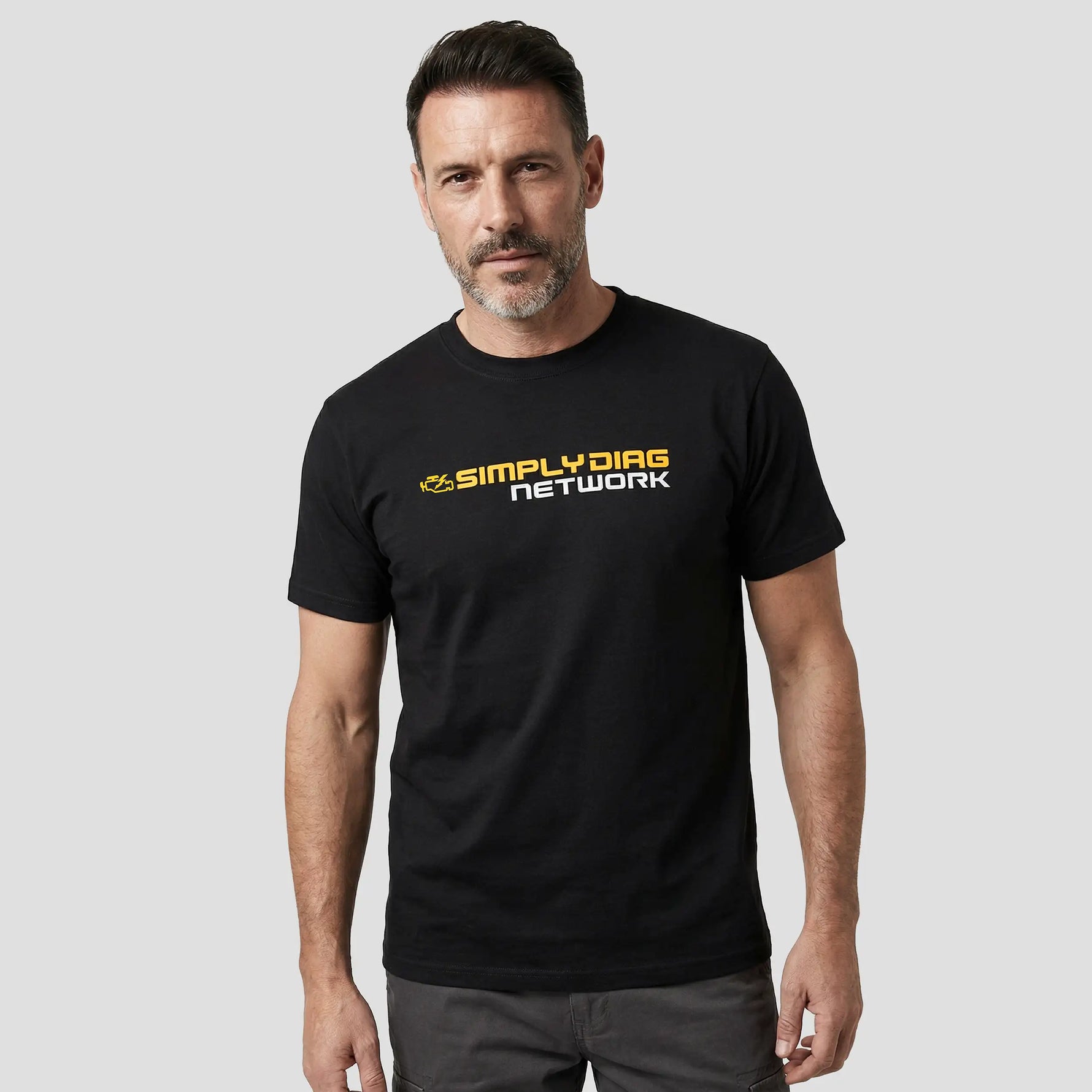 Model wearing the SimplyDiag Network Printed T-shirt in Black